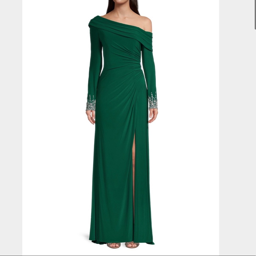 Mac Duggal Asymmetrical Jeweled Emerald Green Evening Gown Dress